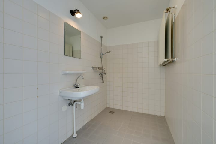 Foto 30 van Julius Pergerstraat 71