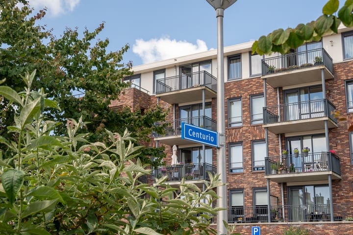 Foto 34 van Centurio 4