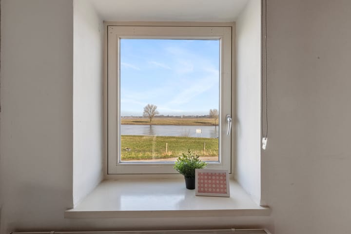 Foto 35 van Lithse Dijk 80