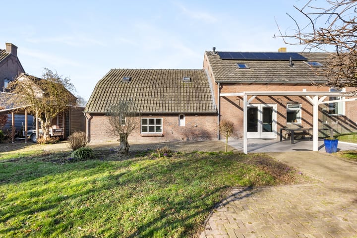 Foto 48 van Lithse Dijk 80