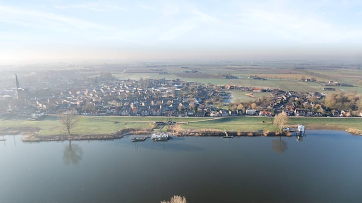 Foto 55 van Lithse Dijk 80