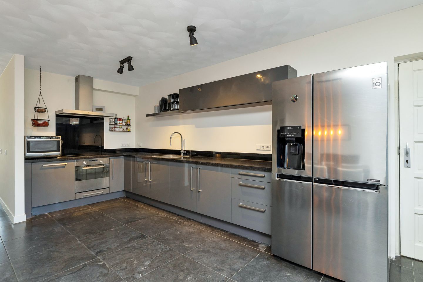 Foto 14 van Nemerlaerhof 196