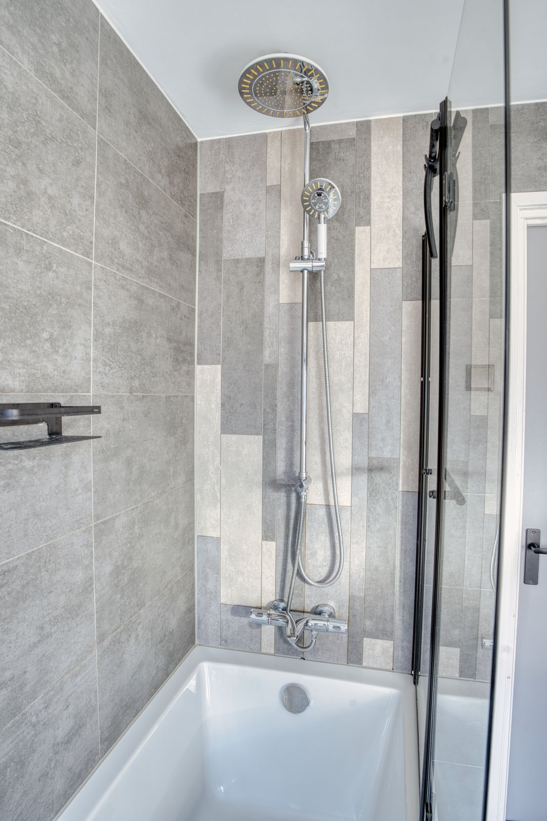 Photo 22 of Arubastraat 7