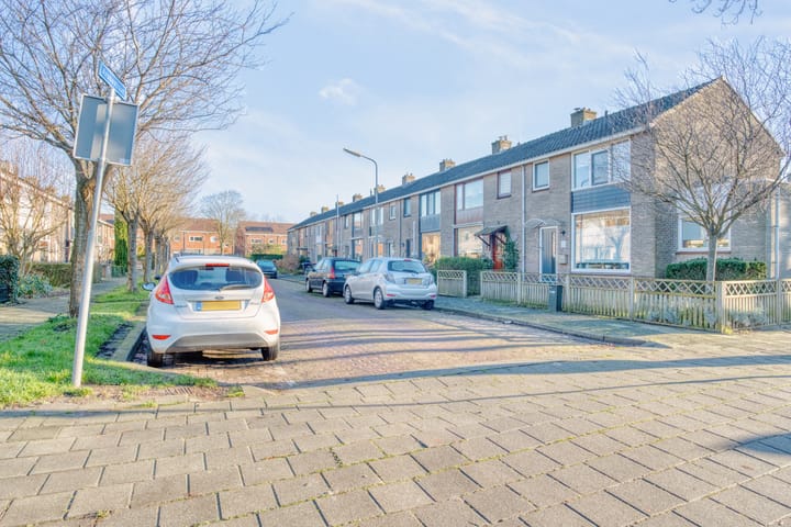 Photo 27 of Arubastraat 7