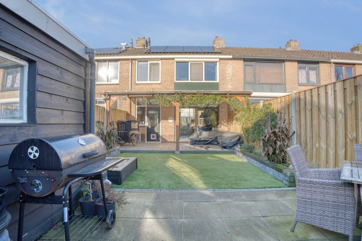 Photo 31 of Arubastraat 7