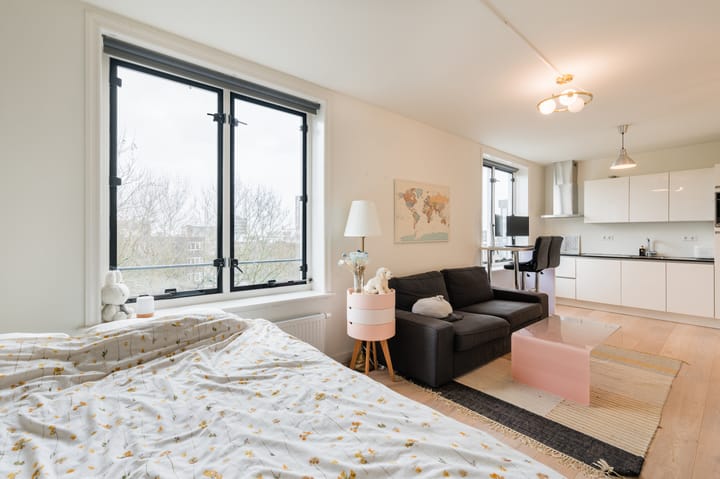 Photo 8 of Joris Ivensplein 114-E