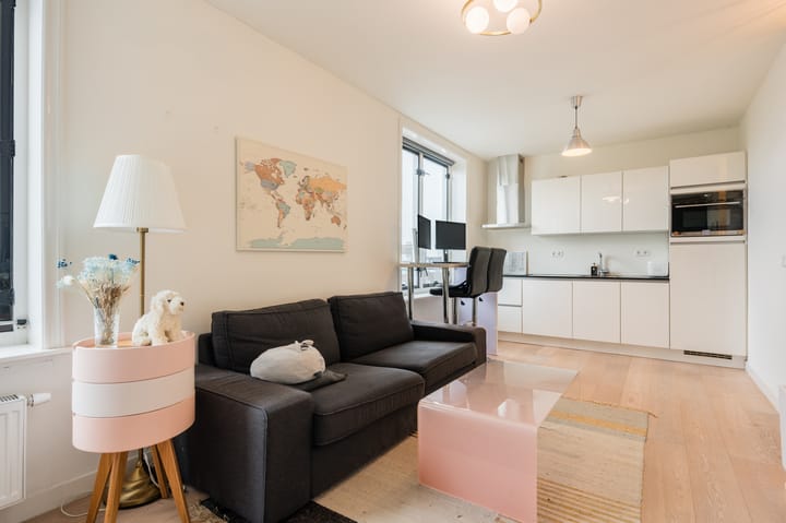 Photo 9 of Joris Ivensplein 114-E