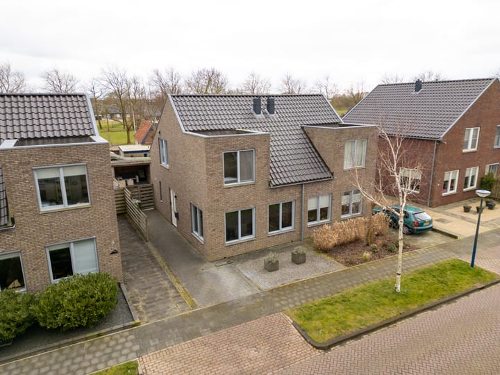 Foto 34 van Douwe van Epemastraat 31