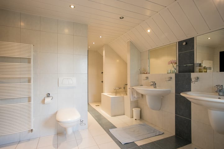 Foto 37 van Venloseweg 35