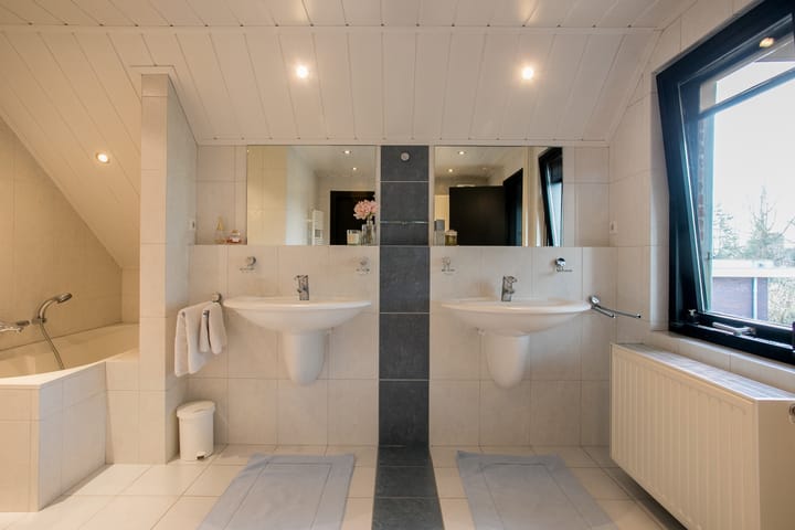 Foto 38 van Venloseweg 35