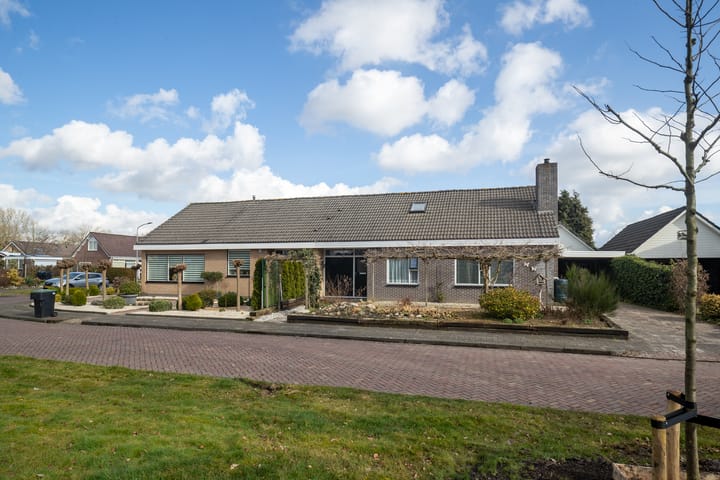 Foto 3 van Raiffeisenlaan 8