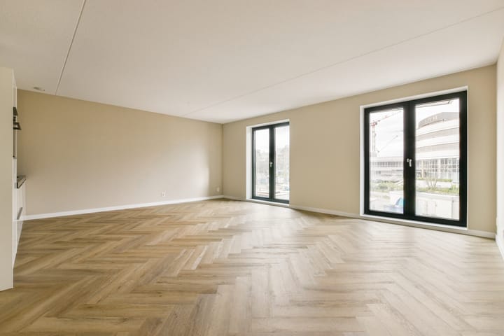 Foto 5 van Mies van der Rohestraat 17