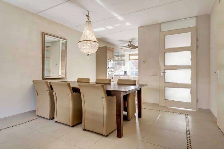 Foto 8 van Max Euwestraat 19