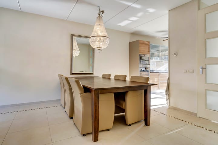 Foto 12 van Max Euwestraat 19