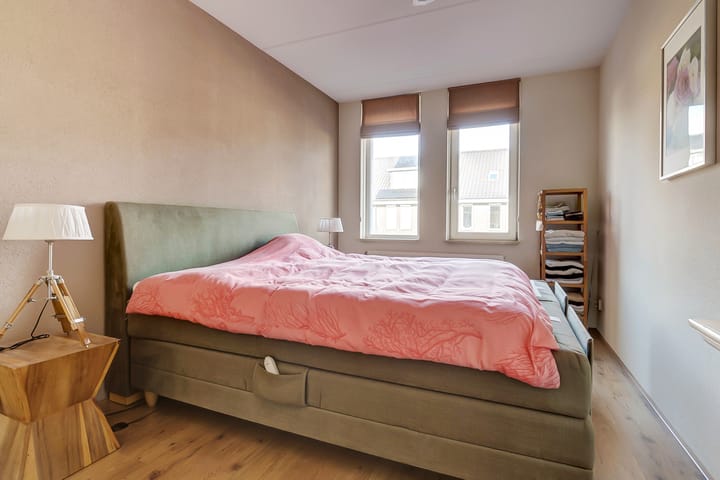 Foto 18 van Max Euwestraat 19