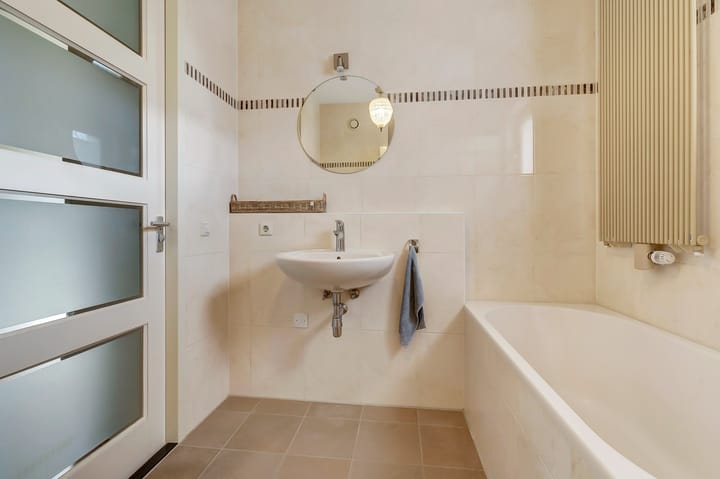 Foto 23 van Max Euwestraat 19