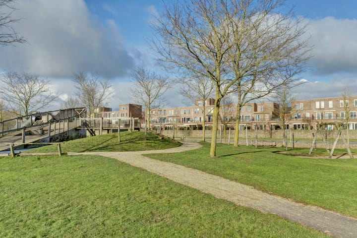 Foto 27 van Max Euwestraat 19