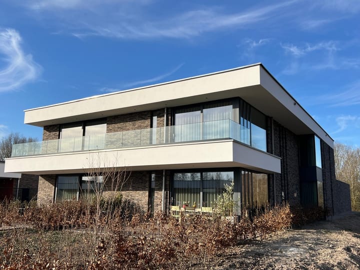 Foto 4 van Burg. Gremstraat 11