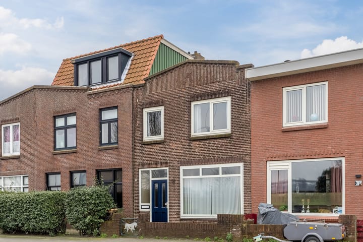 Foto 6 van IJmuiderstraatweg 27