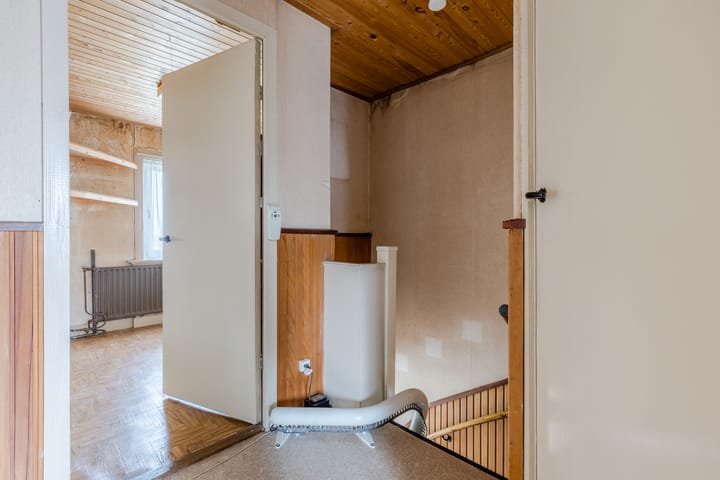 Foto 13 van IJmuiderstraatweg 27