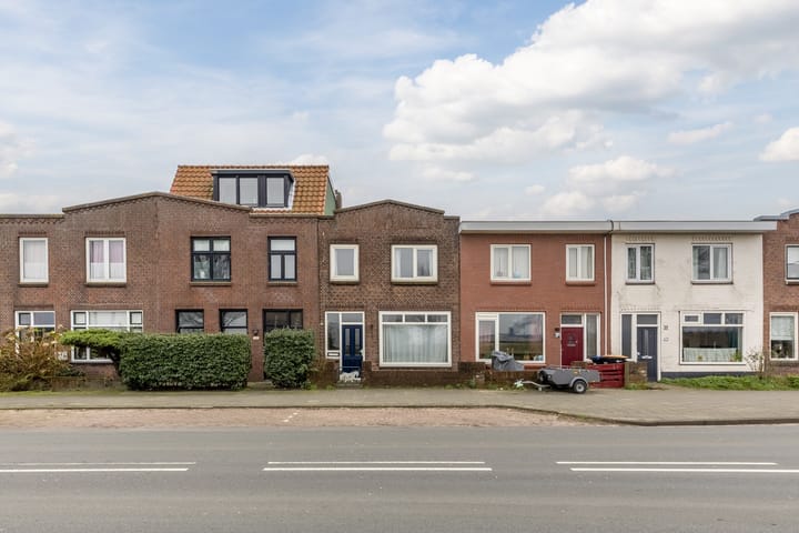 Foto 22 van IJmuiderstraatweg 27