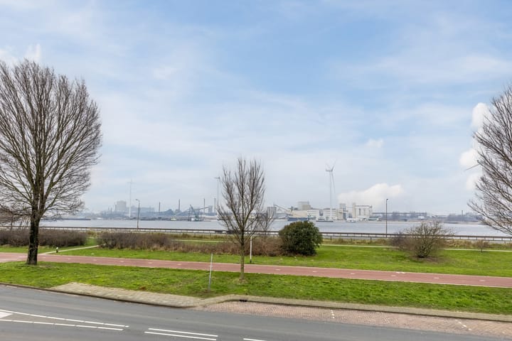 Foto 26 van IJmuiderstraatweg 27