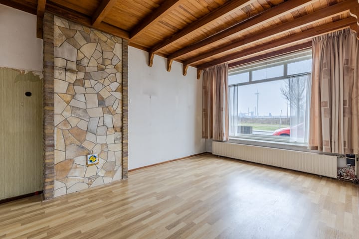 Foto 9 van IJmuiderstraatweg 27