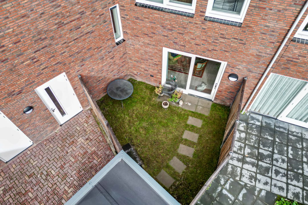 Photo 31 of Weerdingerstraat 208-A