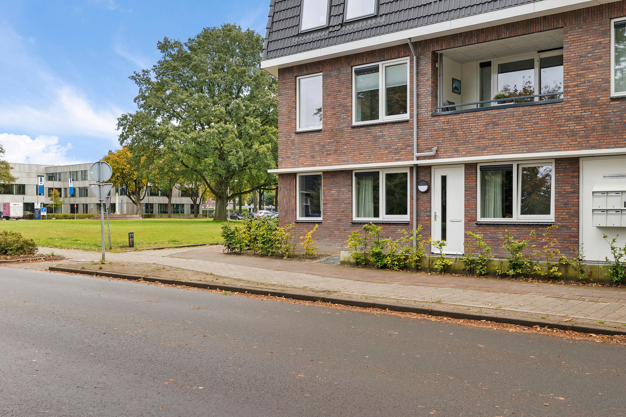 Photo 39 of Weerdingerstraat 208-A