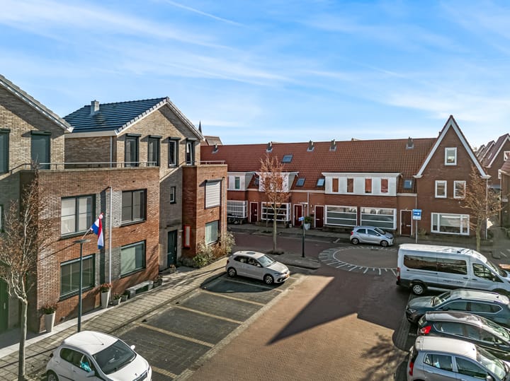 Foto 6 van B.G.J. Berntzenstraat 4