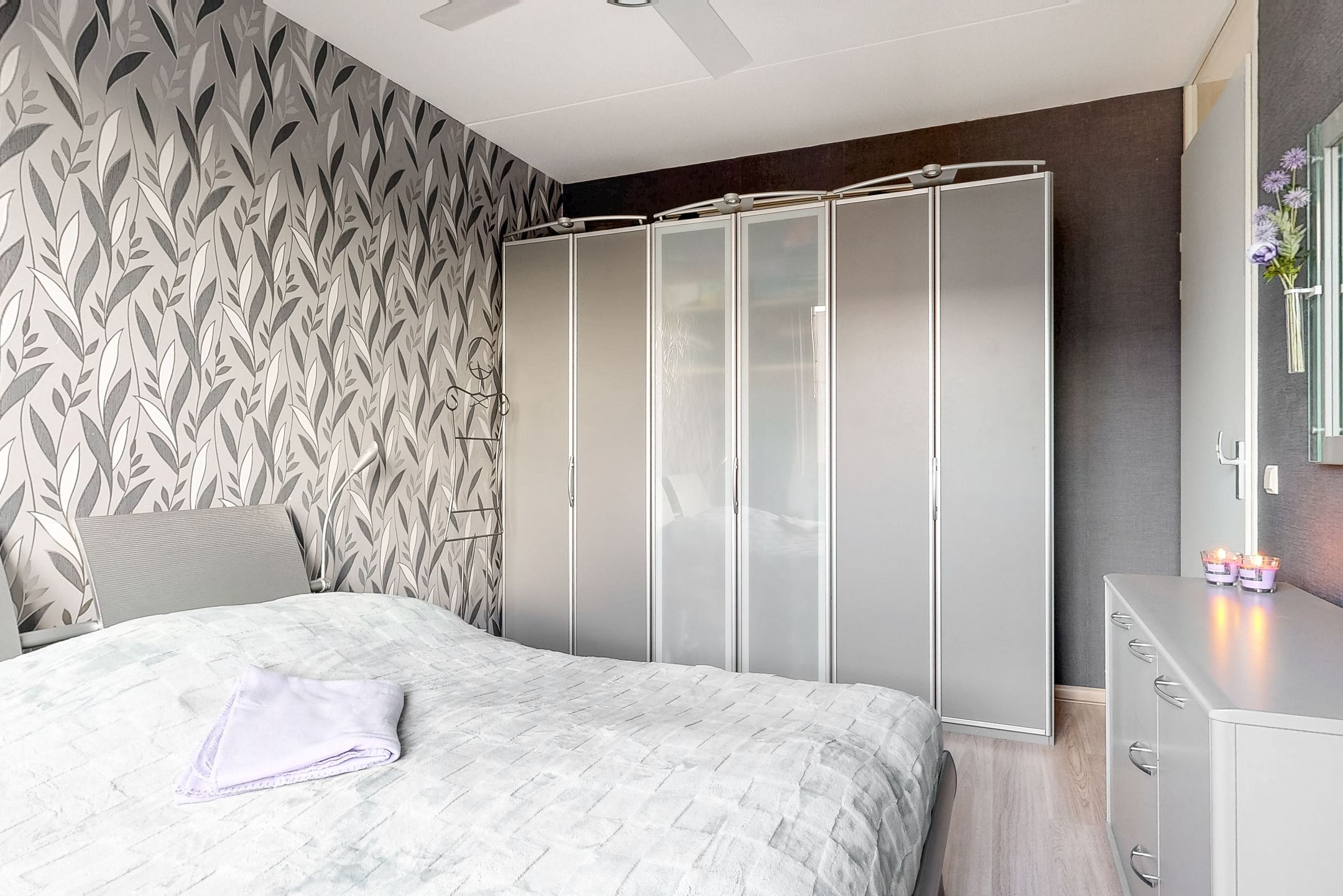 Foto 24 van B.G.J. Berntzenstraat 4