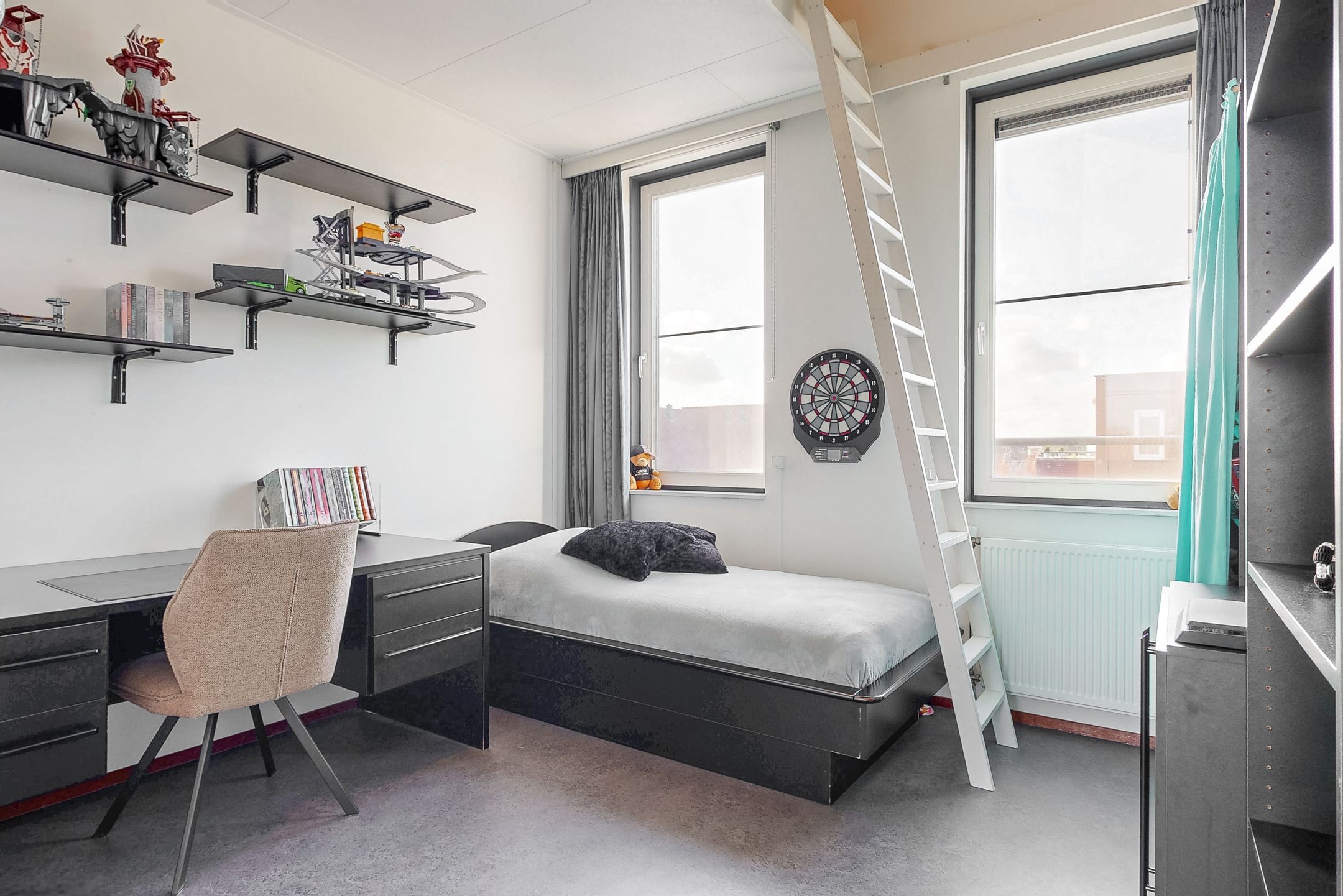 Foto 36 van B.G.J. Berntzenstraat 4