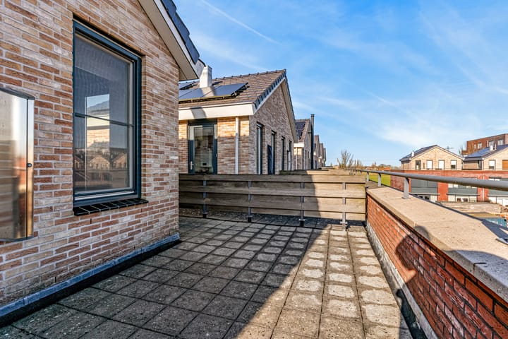 Foto 39 van B.G.J. Berntzenstraat 4