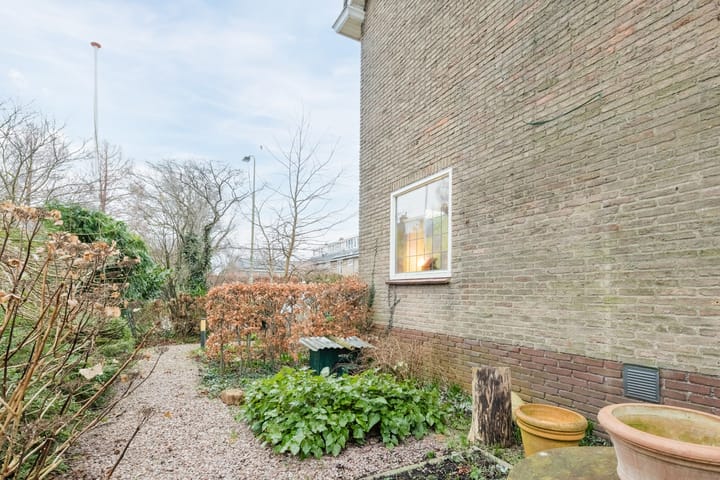 Foto 35 van Dokter Koomansstraat 8