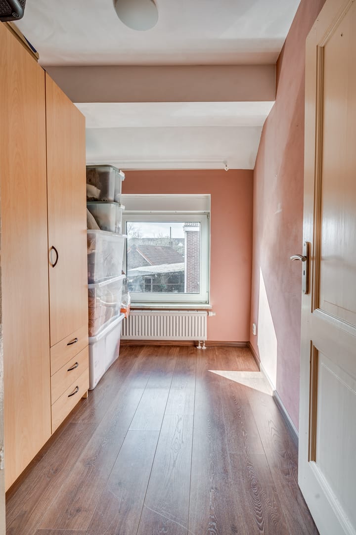 Foto 33 van Leeuwerikstraat 66