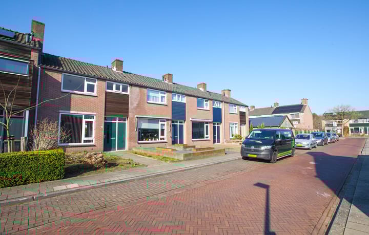 Foto 27 van G.A. Brederostraat 3