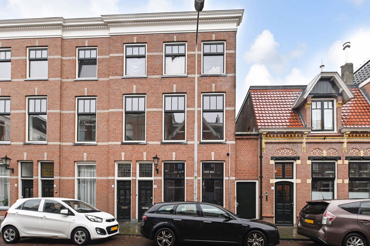 Photo 4 of Hugo de Grootstraat 9