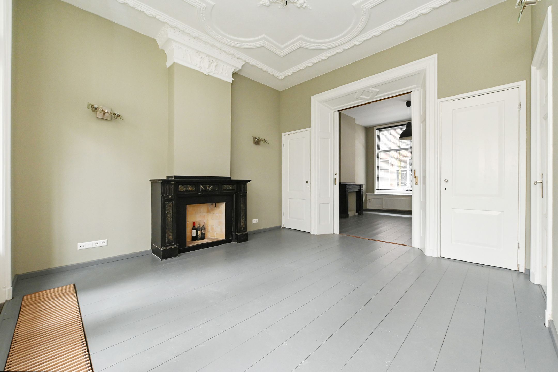 Photo 15 of Hugo de Grootstraat 9