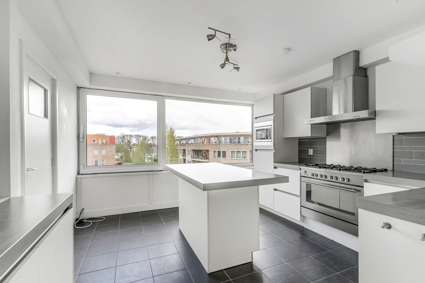 Foto 10 van Valeriuslaan 22