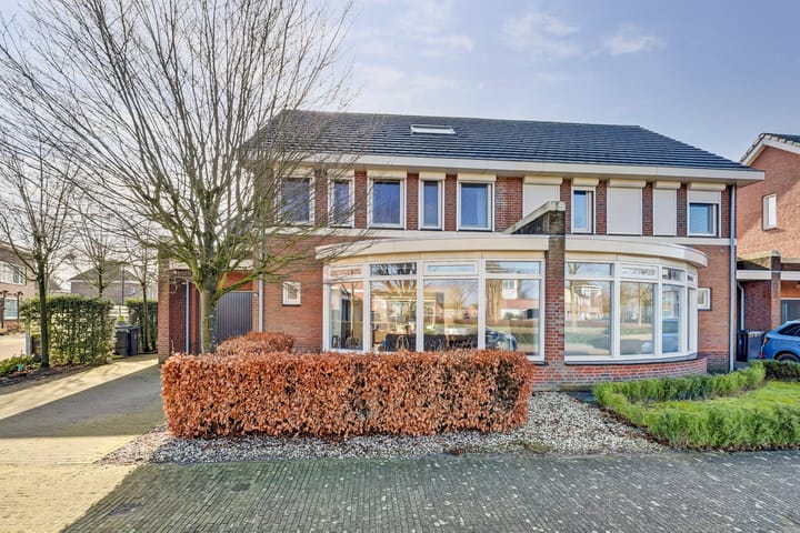 Foto 1 van Ericaplein 86