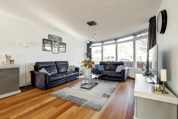 Foto 6 van Ericaplein 86