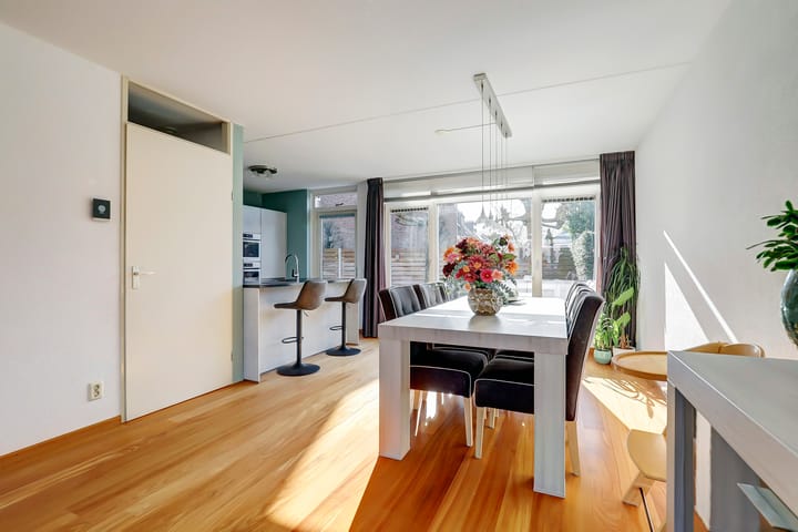 Foto 7 van Ericaplein 86