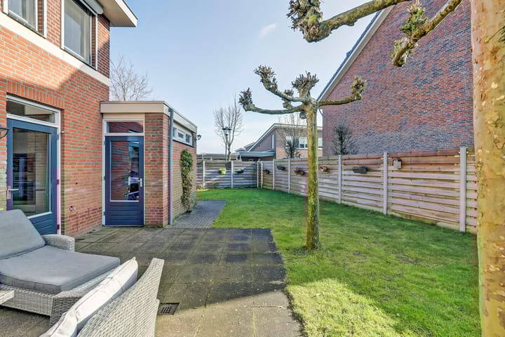 Foto 23 van Ericaplein 86