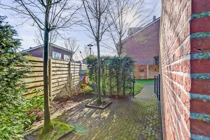 Foto 26 van Ericaplein 86