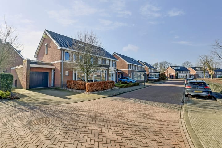 Foto 30 van Ericaplein 86