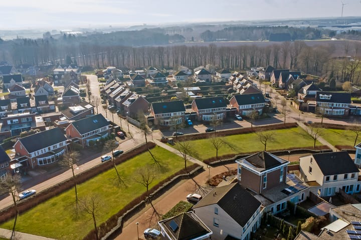 Foto 32 van Ericaplein 86