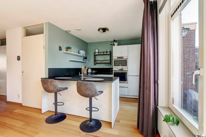 Foto 12 van Ericaplein 86