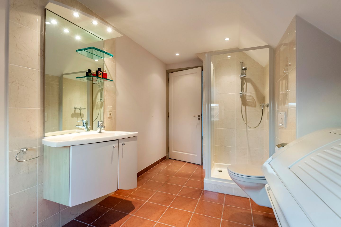 Foto 25 van Tielerweg 33-A