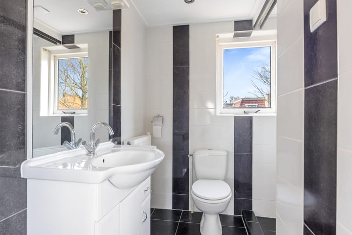 Foto 24 van Monnikenweg 9