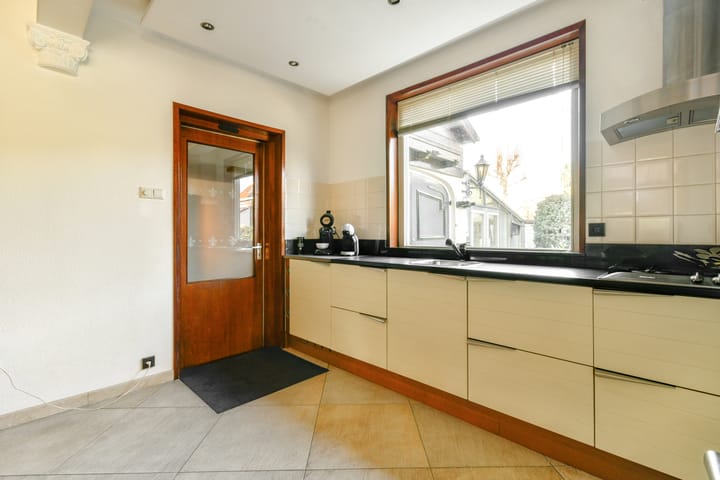 Foto 18 van Iepenlaan 63